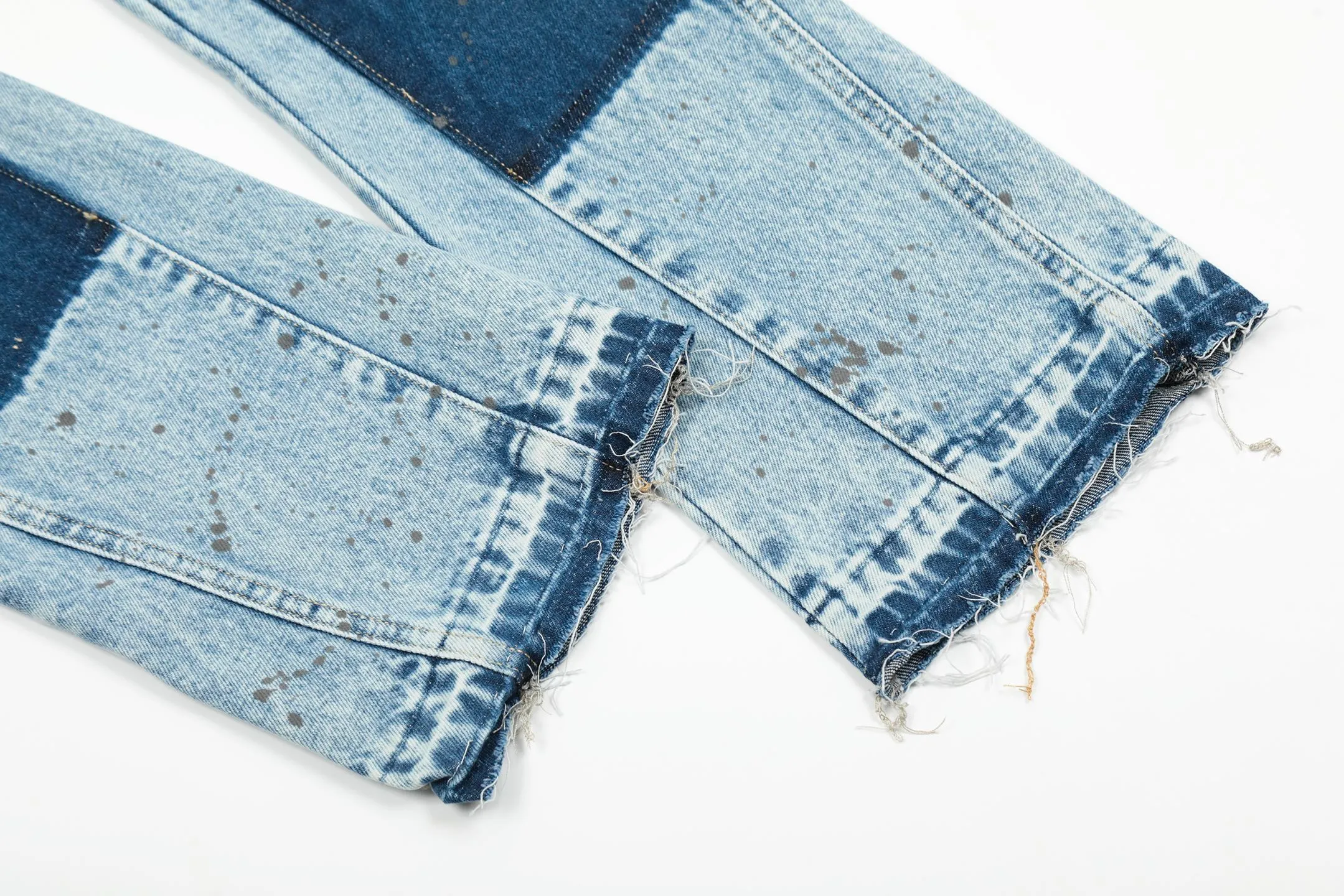 #8163 P250💰 Independent GALLERY DEPT. Vintage splicing loose washed flared jeans - truly restore the ultimate texture of Vintage - original hardware accessories washed and other elevators, QR code analysis are all purchased from the original factory, high degree of restoration, you are welcome to compare the products~ - three-dimensional version loose and comfortable without picking the body shape taller and slimmer factory Seiko original factory quality control same style for men and women can be matched with couples Versatile recommendation Necessary jeans for all seasons -Size: 28 30 32 34 36